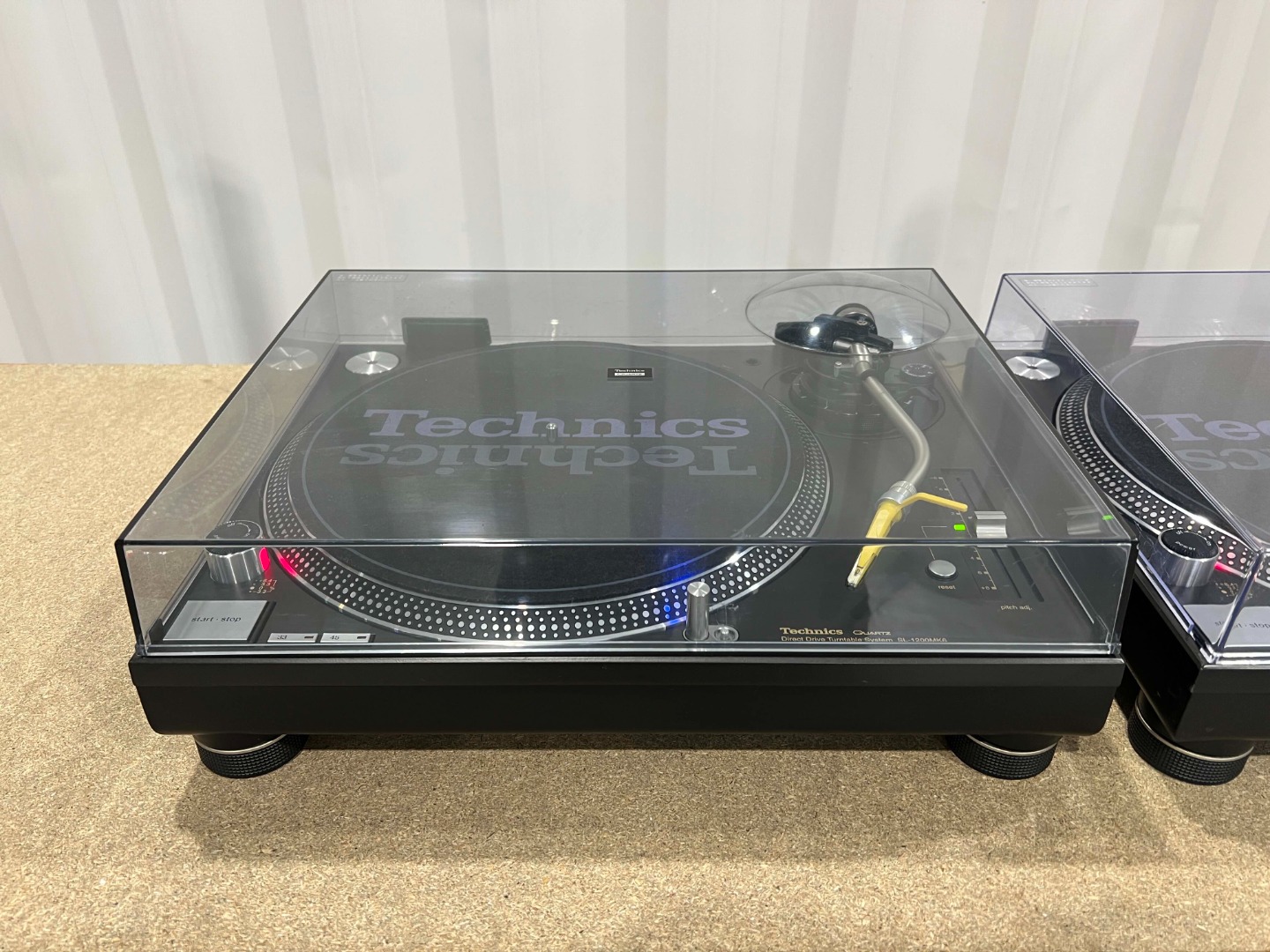2x Technics SL-1200MK6 from private collection | 2900 EUR